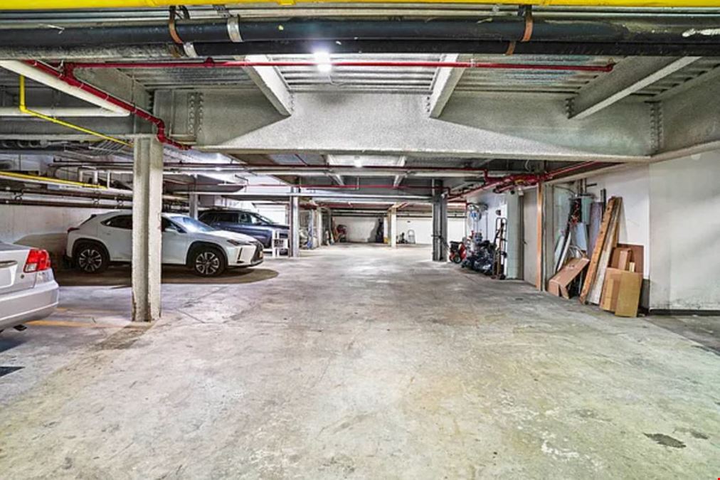 11882 Metropolitan Avenue Kew Gardens Mixed Use Medical Office Retail  Condo 1B