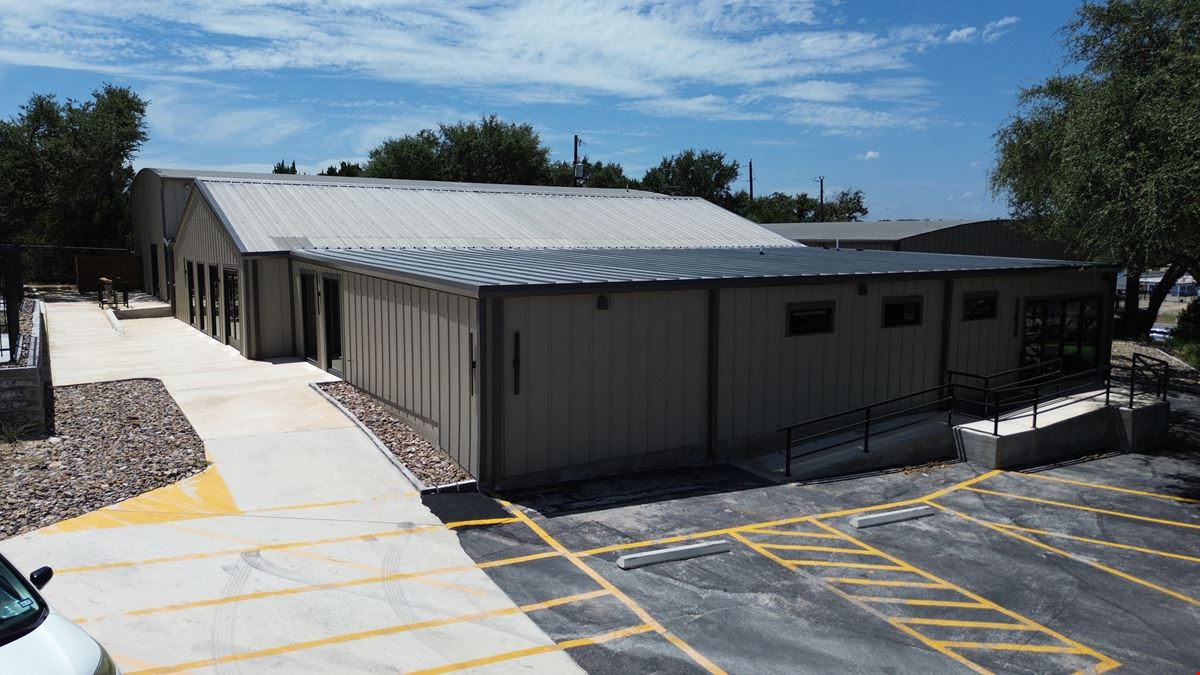 111 Plaza | Medical & Professional Office | HWY 281 Frontage | Bulverde, TX