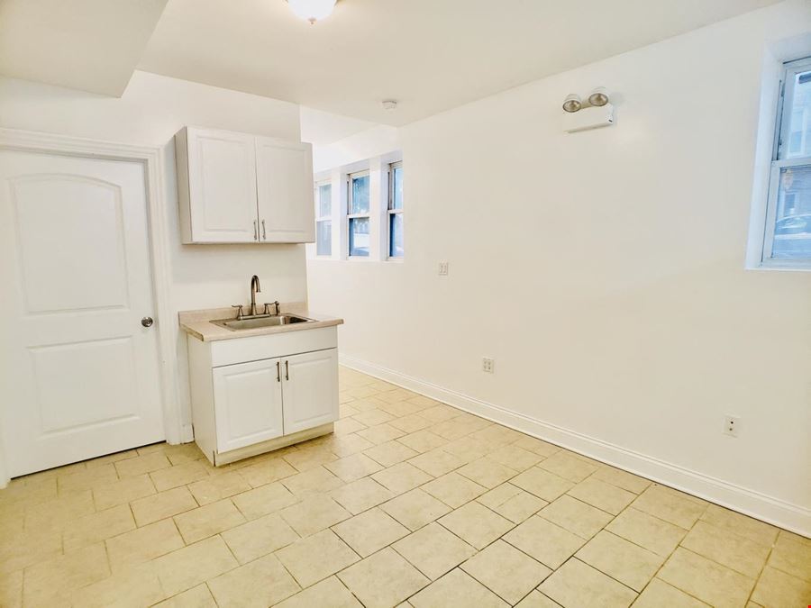 3525 W Belmont Ave, Chicago, IL