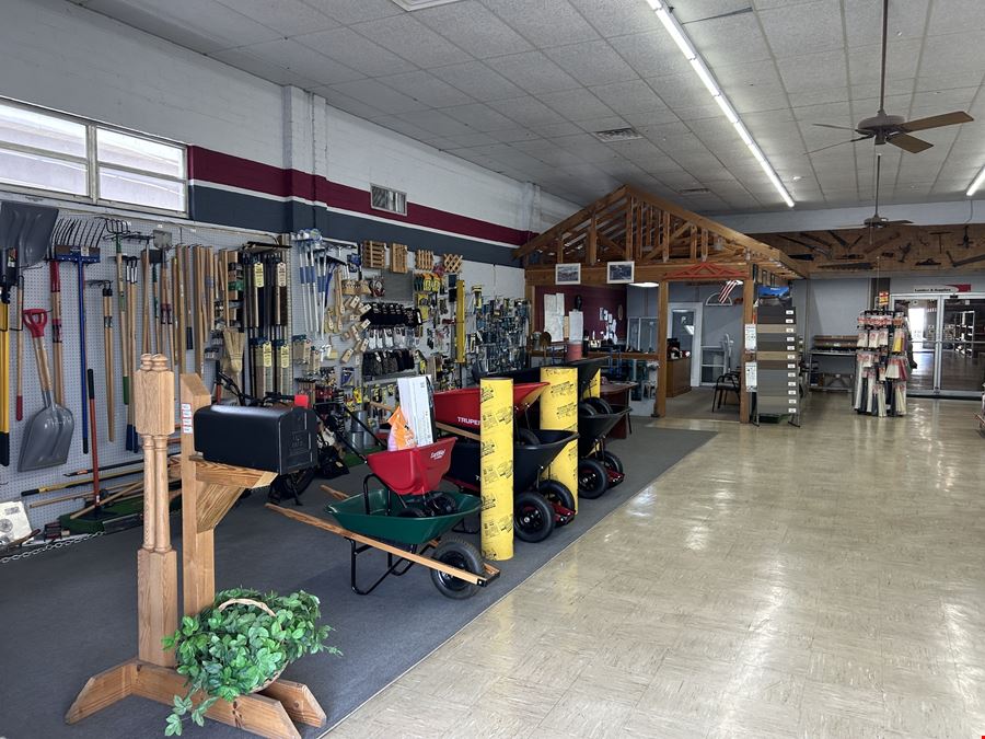 Materials/Lumber Facility on 5.6 Acres