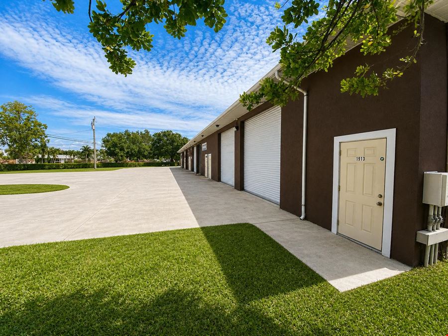 Port St. Lucie Industrial Flex Space | 1,000 SF Available
