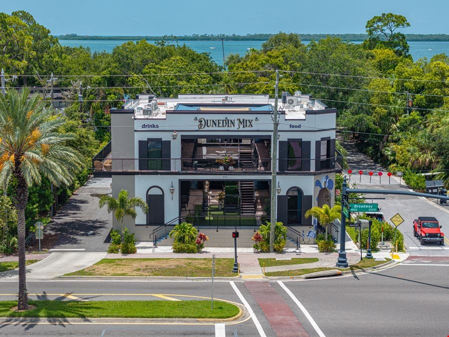 Tampa Bay Mixed-Use Restaurant, Retail, & Event Space