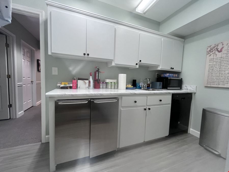 1500 Richland Street, Suite B