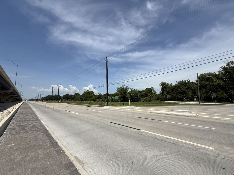 1400 Bayport Blvd, Seabrook, TX 77586 (0.27 ACRES)