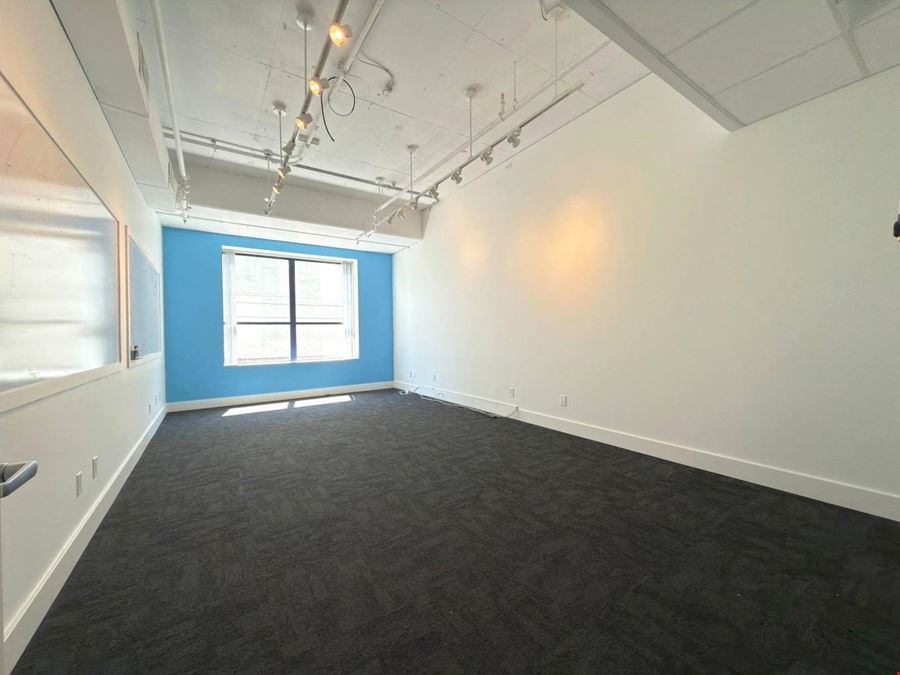 #202 - 128 W 6th Ave