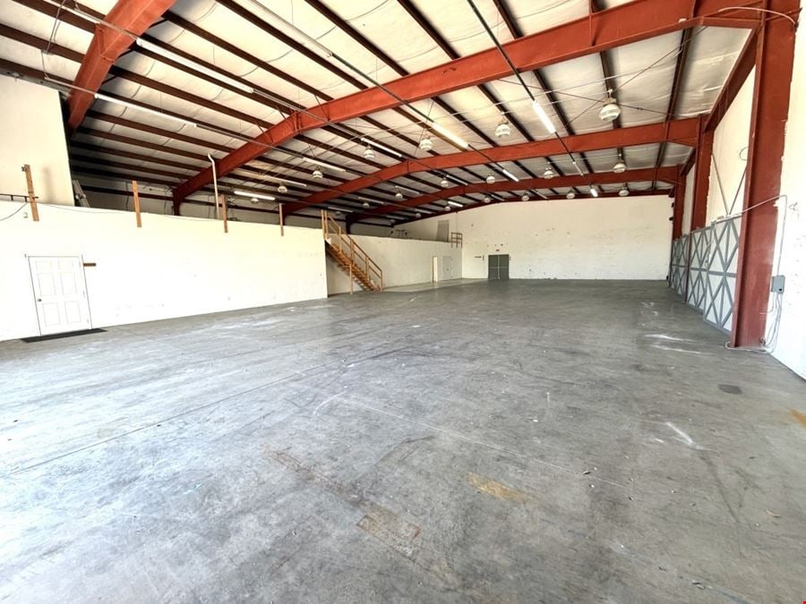 7700 Sf Office/ Warehouse