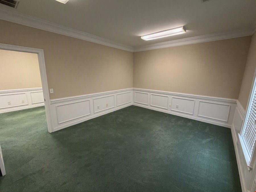 Fairmont Office Park | ±1,301 SF Class A Office Condominium | for Lease