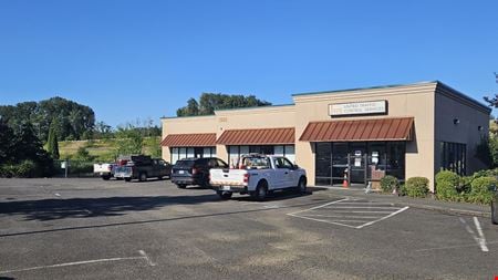 Preview of commercial space at 1933 Belmont Loop