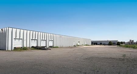 Preview of Industrial space for Sale at 500 W 53rd Pl