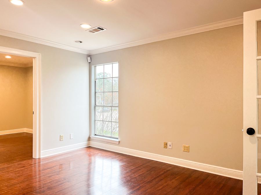 Newly Renovated Office Suite for Lease on O’Neal Lane