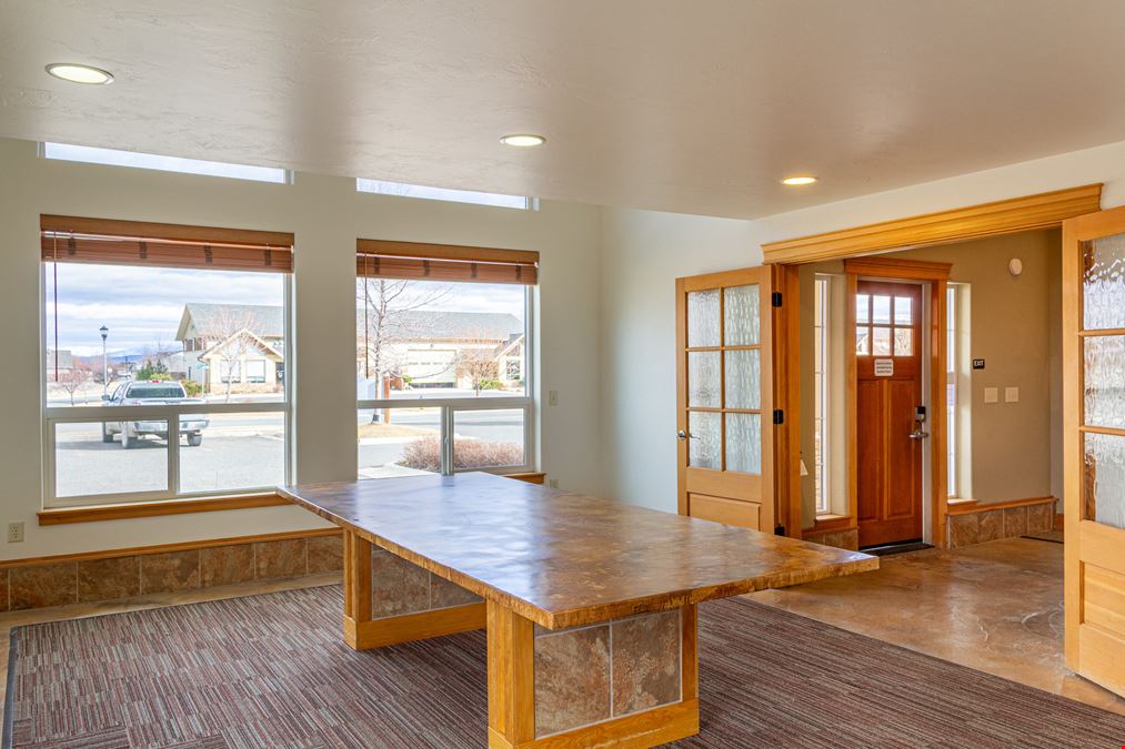 3390 Colton Unit A