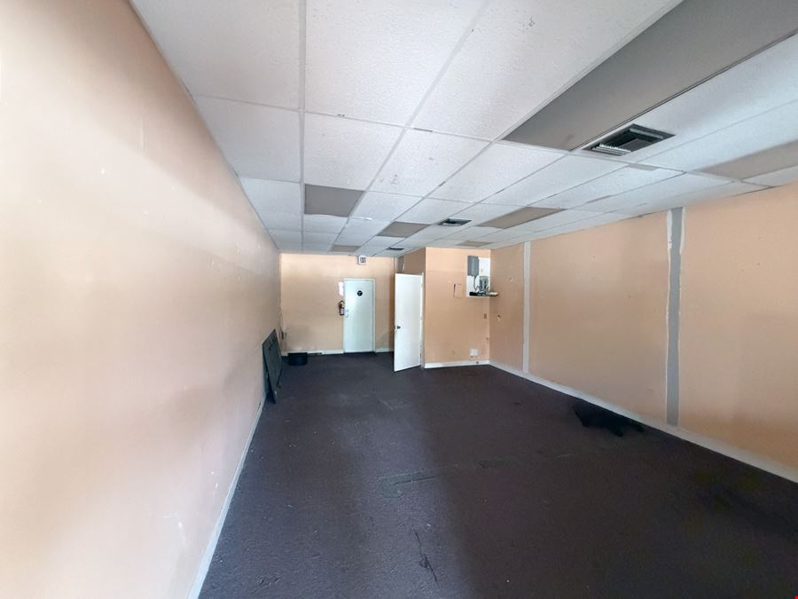 Cypress Retail Center