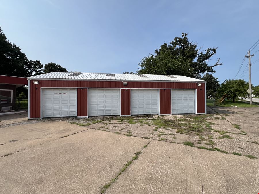 1601 Rockingham Rd