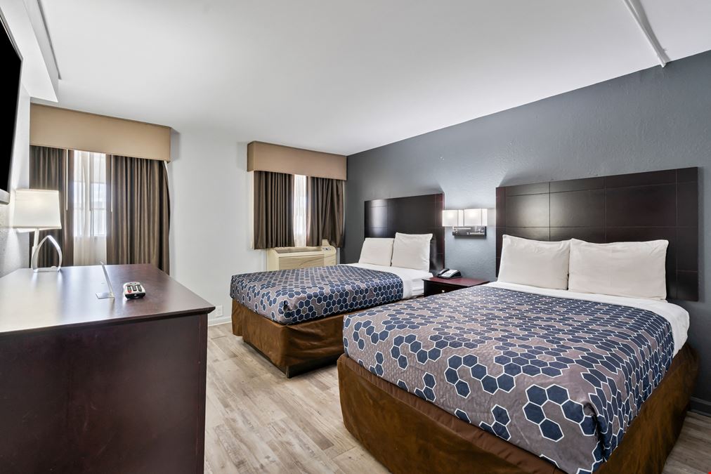Econo Lodge Birmingham - Hoover | Value-Add Opportunity