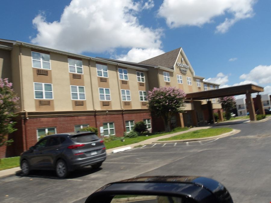 3825 S Expressway 83