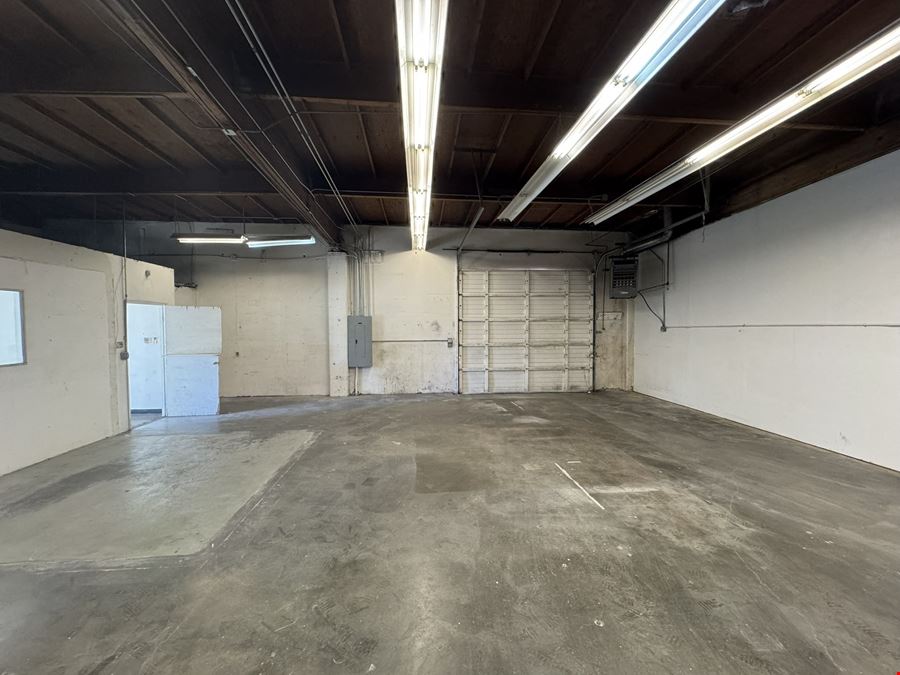 Basic Industrial Warehouse