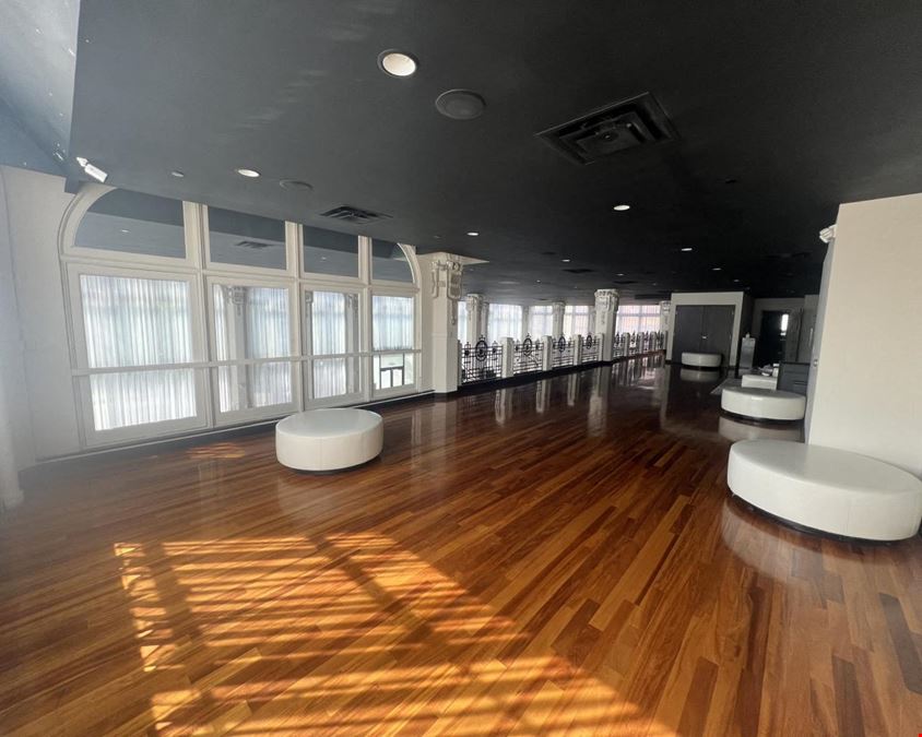 Premiere St. Louis Event/Banquet Destination For Sale