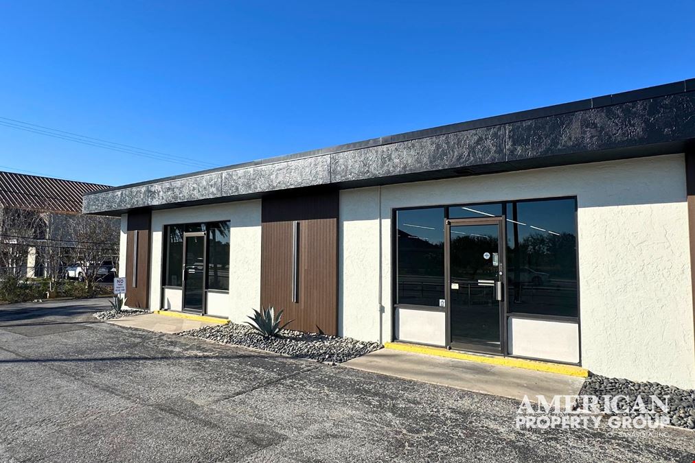 Fully Renovated Retail Space on Clark Road