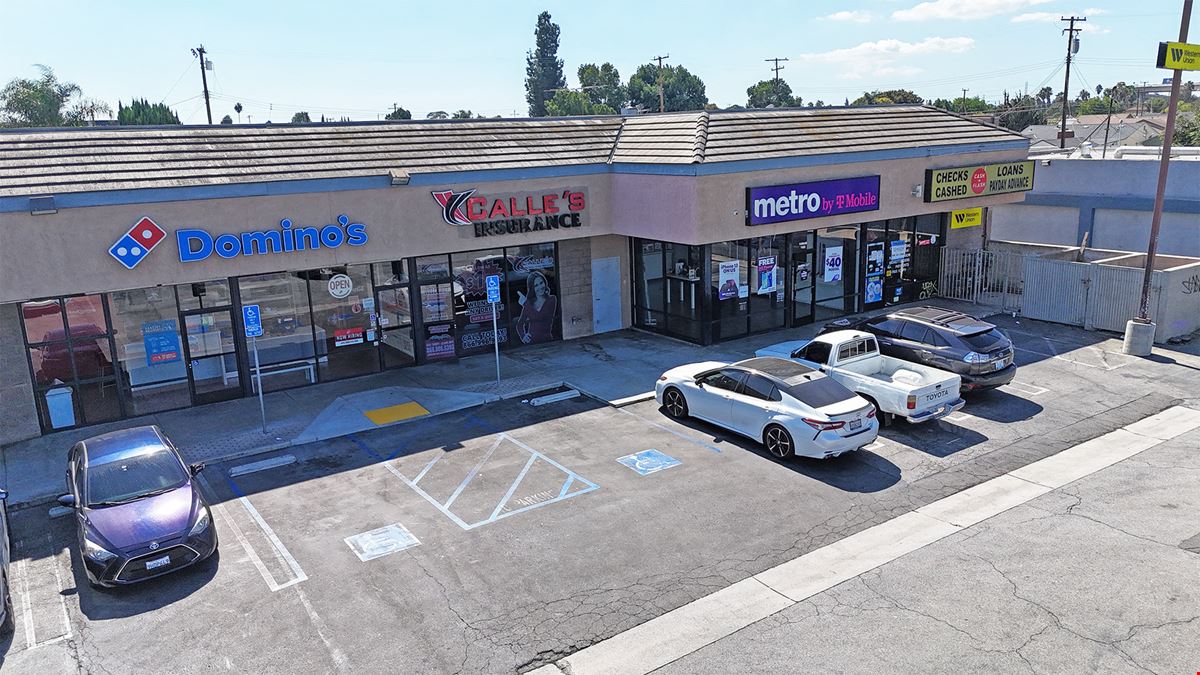 End-Cap Retail Space For Lease