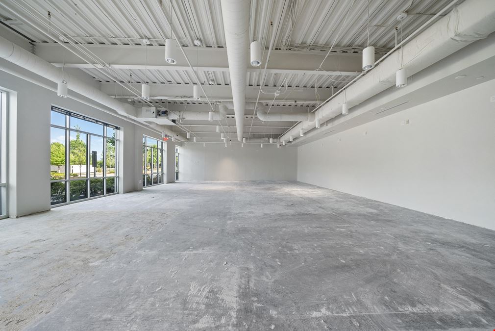 Perimeter Park: 3300 Paramount
