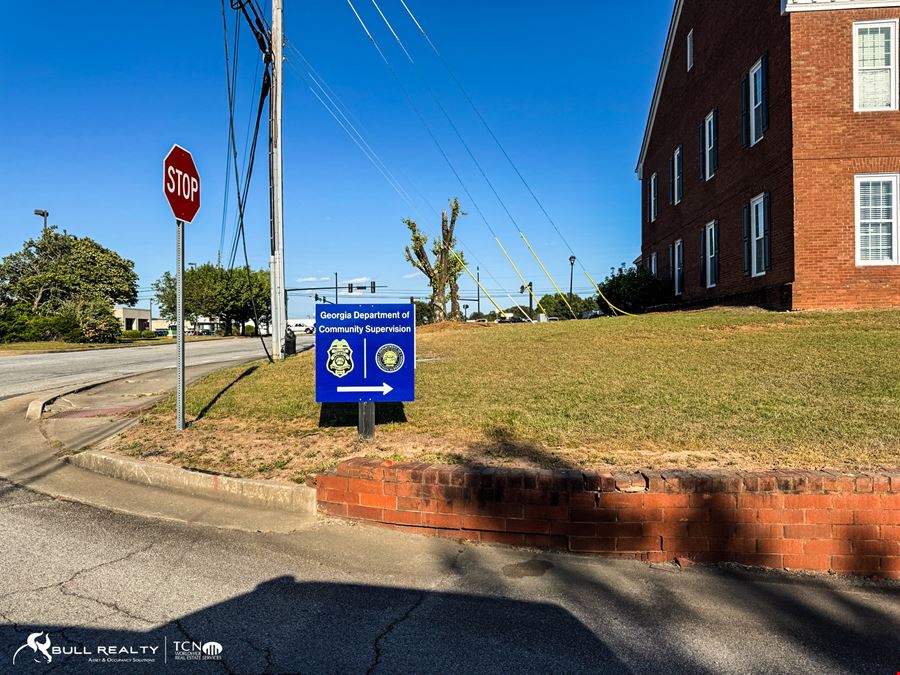 Single-Tenant | 7.5% Cap Rate | 13-Year Lease | State of Georgia Tenant | AAA Credit | Atlanta MSA Location