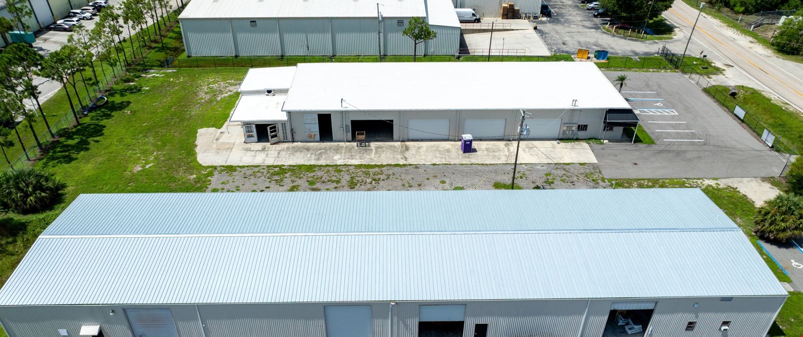 8,309 SF Auto Repair / Flex Building on 1.19 AC For Lease