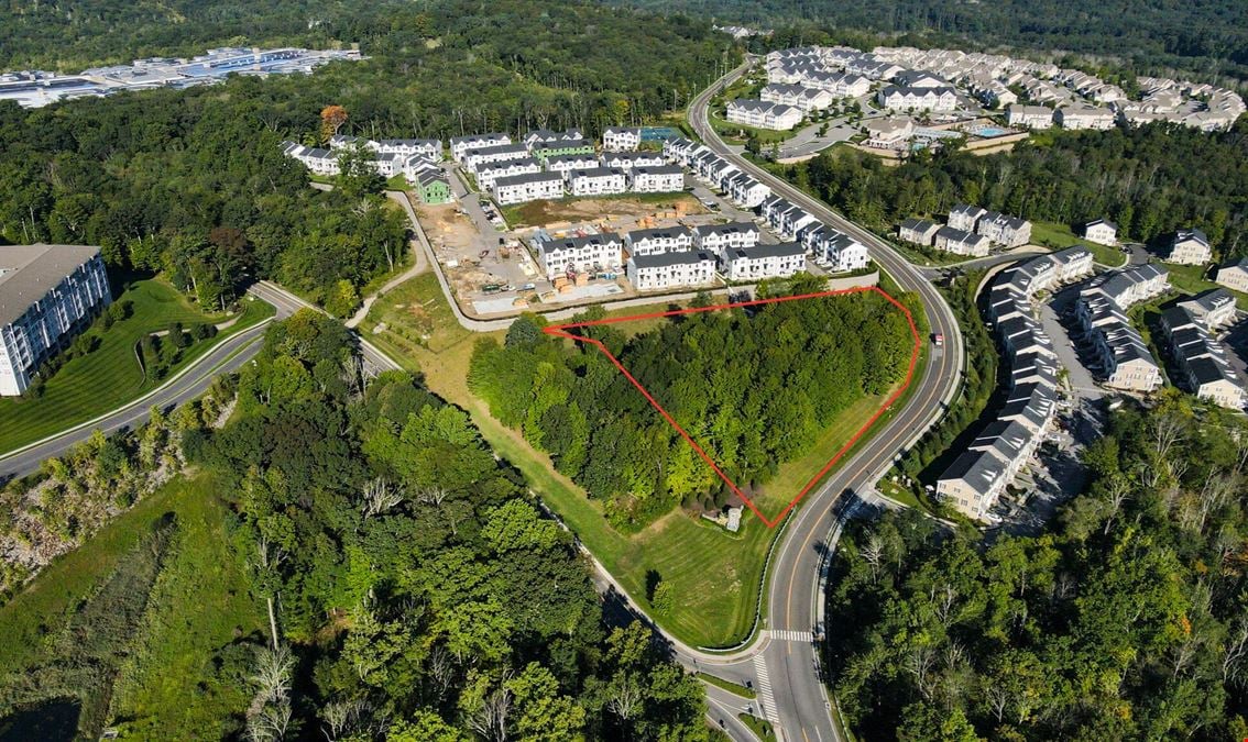 Rivington Plaza