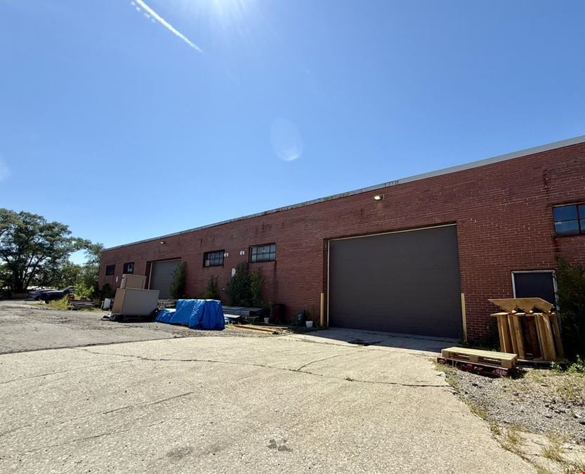 16 Benton Road