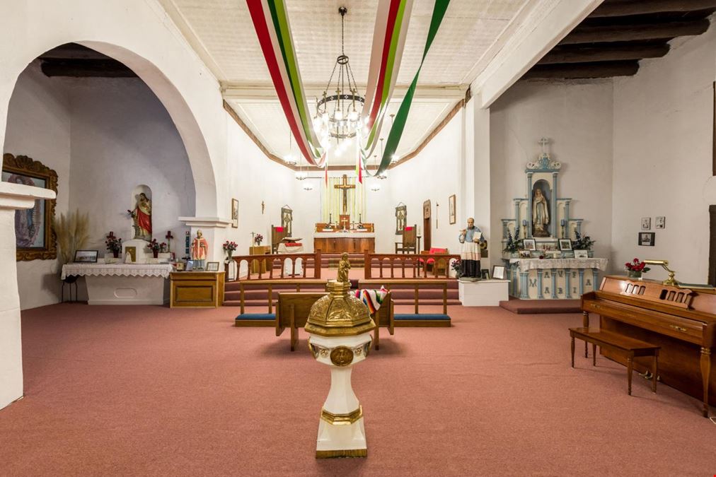 Historic Adobe Home & Event Venue in Hatch, New Mexico