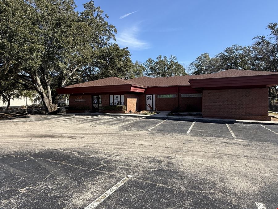 Veterinary and Boarding Facility