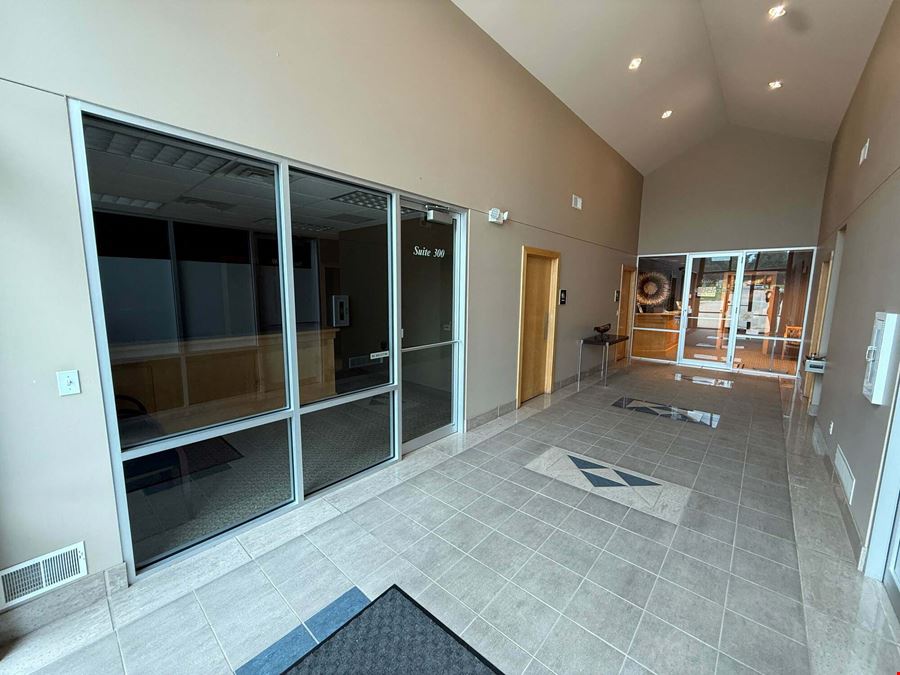 3717 Center Point Rd NE