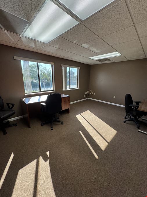 Hibiscus Business Center