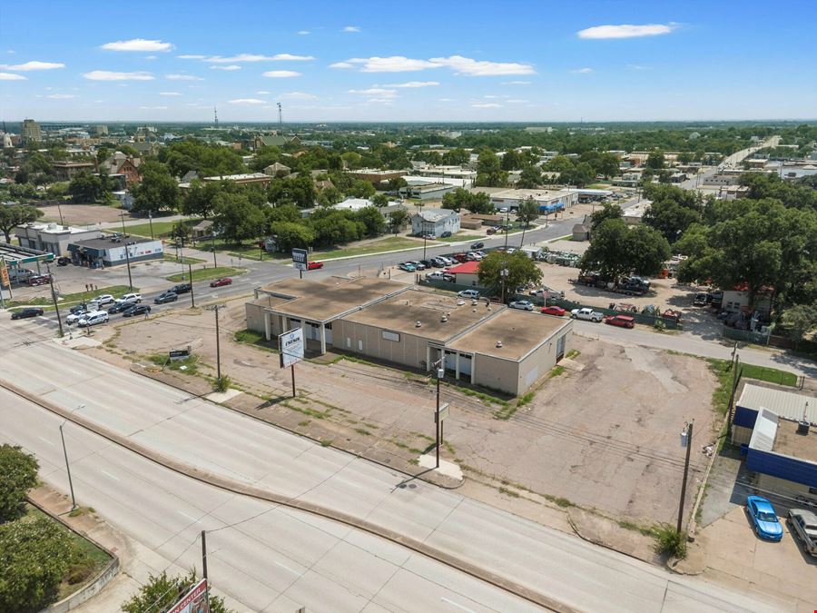 1700 W Waco Dr