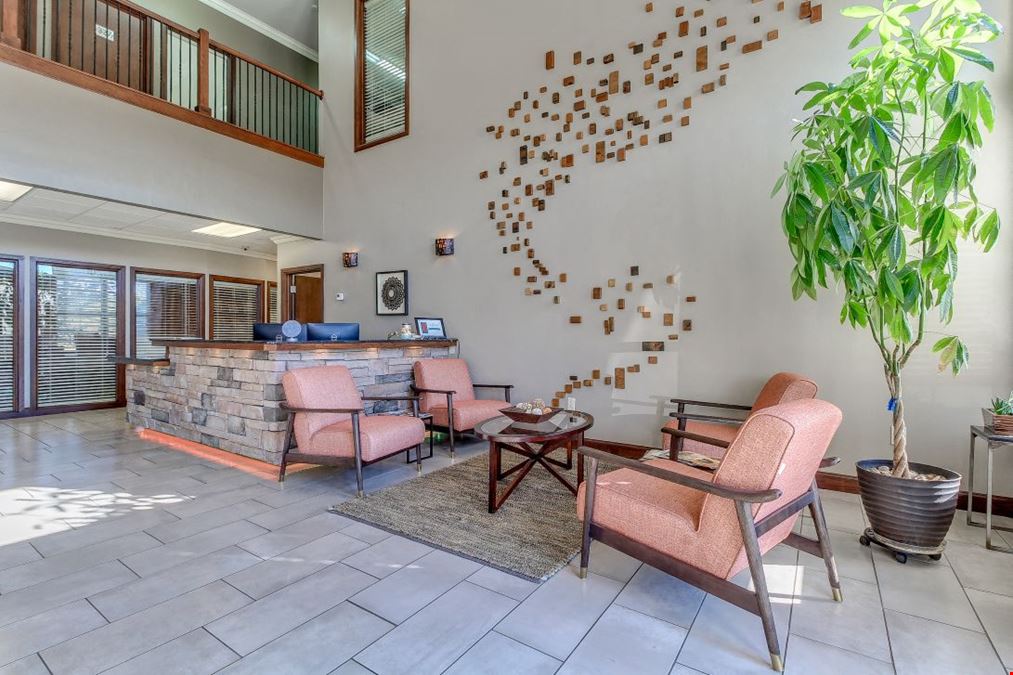 Essential Offices - Edmond