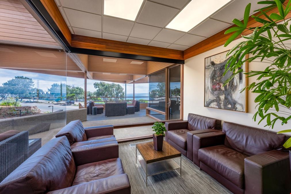 853 Camino Del Mar
