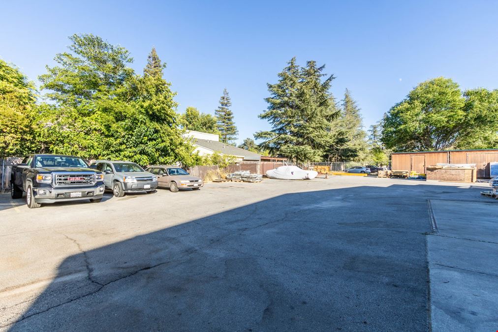 ±3,335 SF Automotive Building in Atascadero, CA