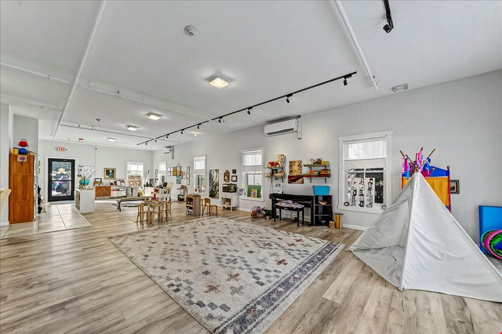 210 S Mill Rd