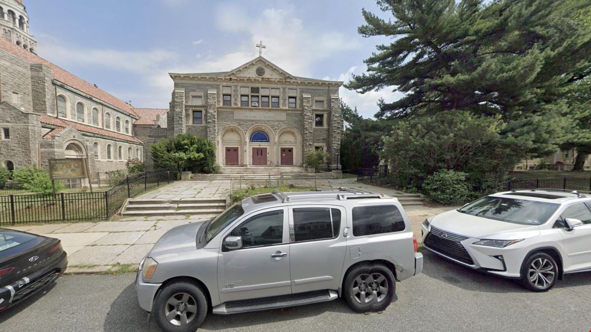 6213-35 CEDAR AVENUE