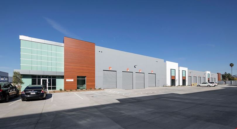 Preview of Industrial space for Rent at 14748 Nelson Ave