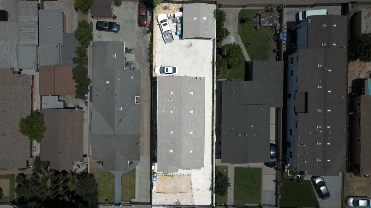 9128-9130 Menlo Ave
