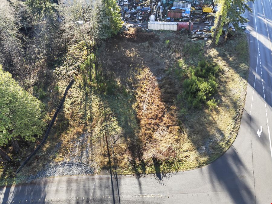 High Visibility 1 Acre Commercial Corner