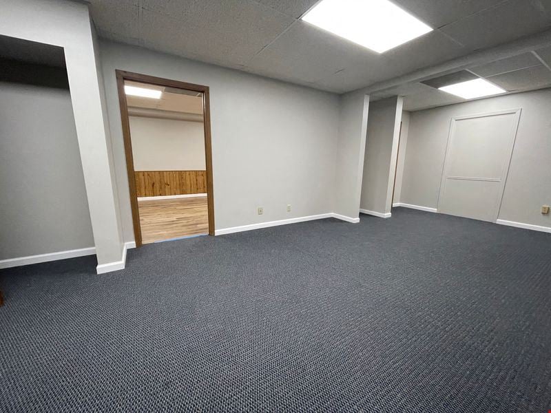 5113 N Executive Dr Suit 105 Microsuites