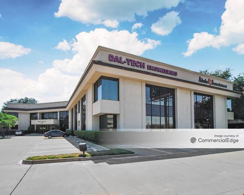 17400 Dallas Pkwy