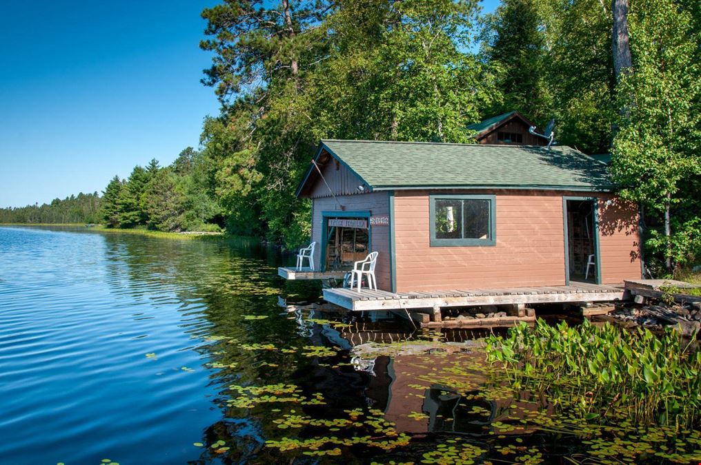 Vintage Vermilion Cabins and Retreat