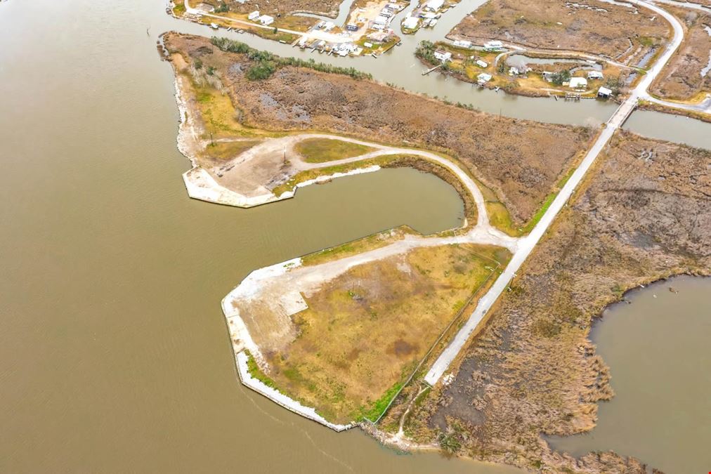 15.4 Acres with Slip & Bulkhead on HNC