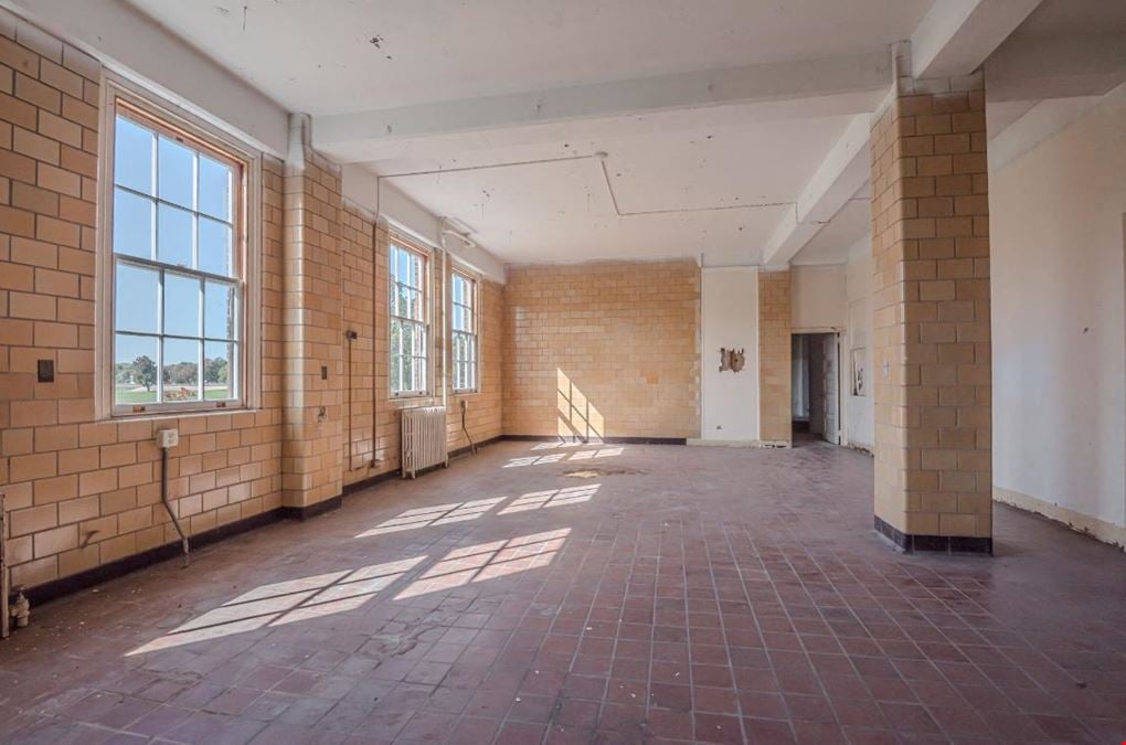 Fort DuPont | The "Paynter" Building