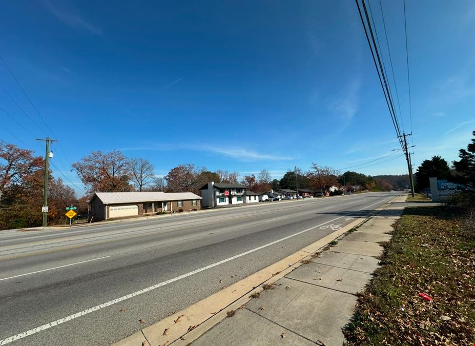 Vacant 1+ acre land at 8476 East Brainerd Road