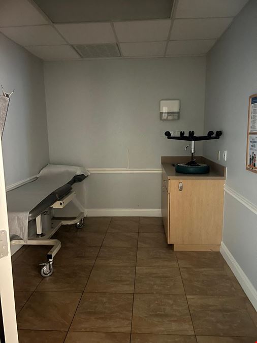 MEDICAL OFFICE - WEST COLONIAL SUBMARKET