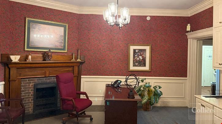 Charming 3,444-SF Office Bungalow in the Pettigru Historic District