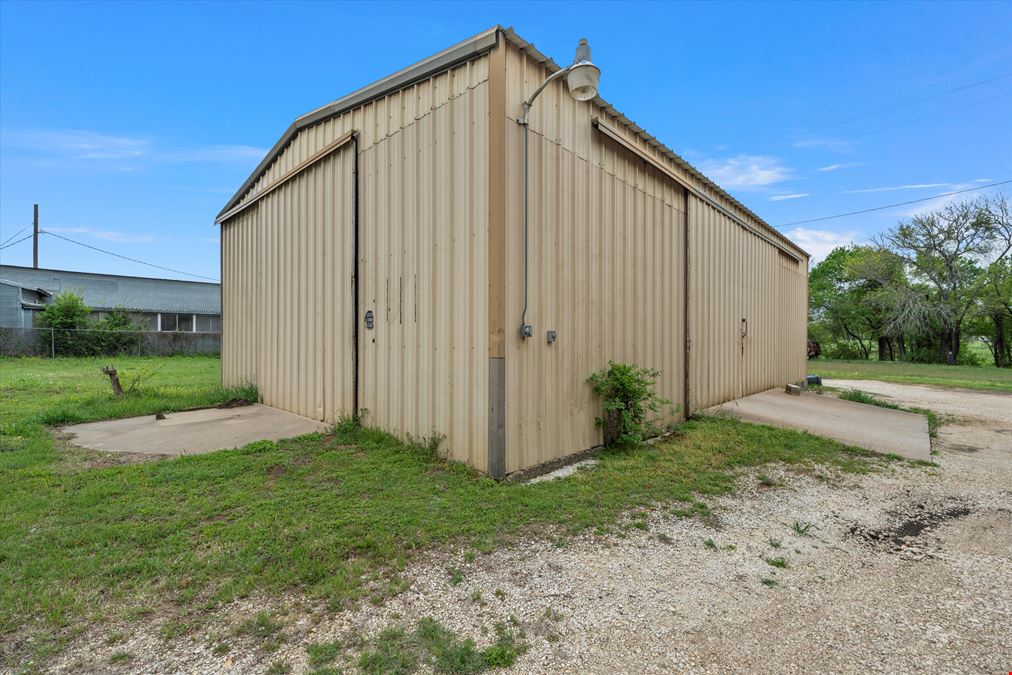 201 W Highway 84